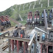 重型錘式破碎設備的組成與優(yōu)勢